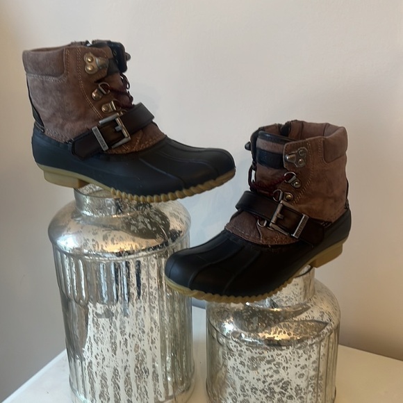 Tommy Hilfiger Women's Regin Snow Boots rain duck warm insulated side zip size 6 - Picture 3 of 8